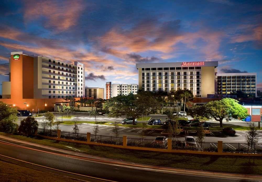 Residence Inn By Marriott Miami Airport Exterior photo