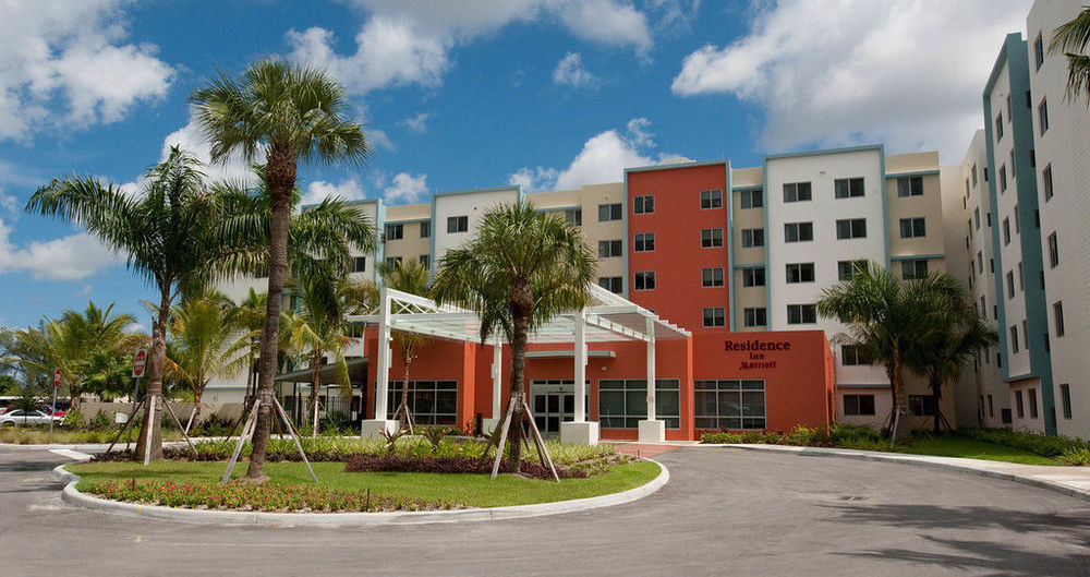 Residence Inn By Marriott Miami Airport Exterior photo